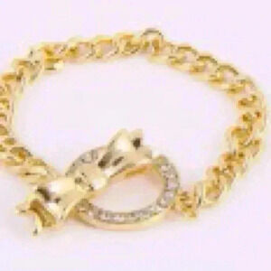 Golden Bow Toggle bracelet